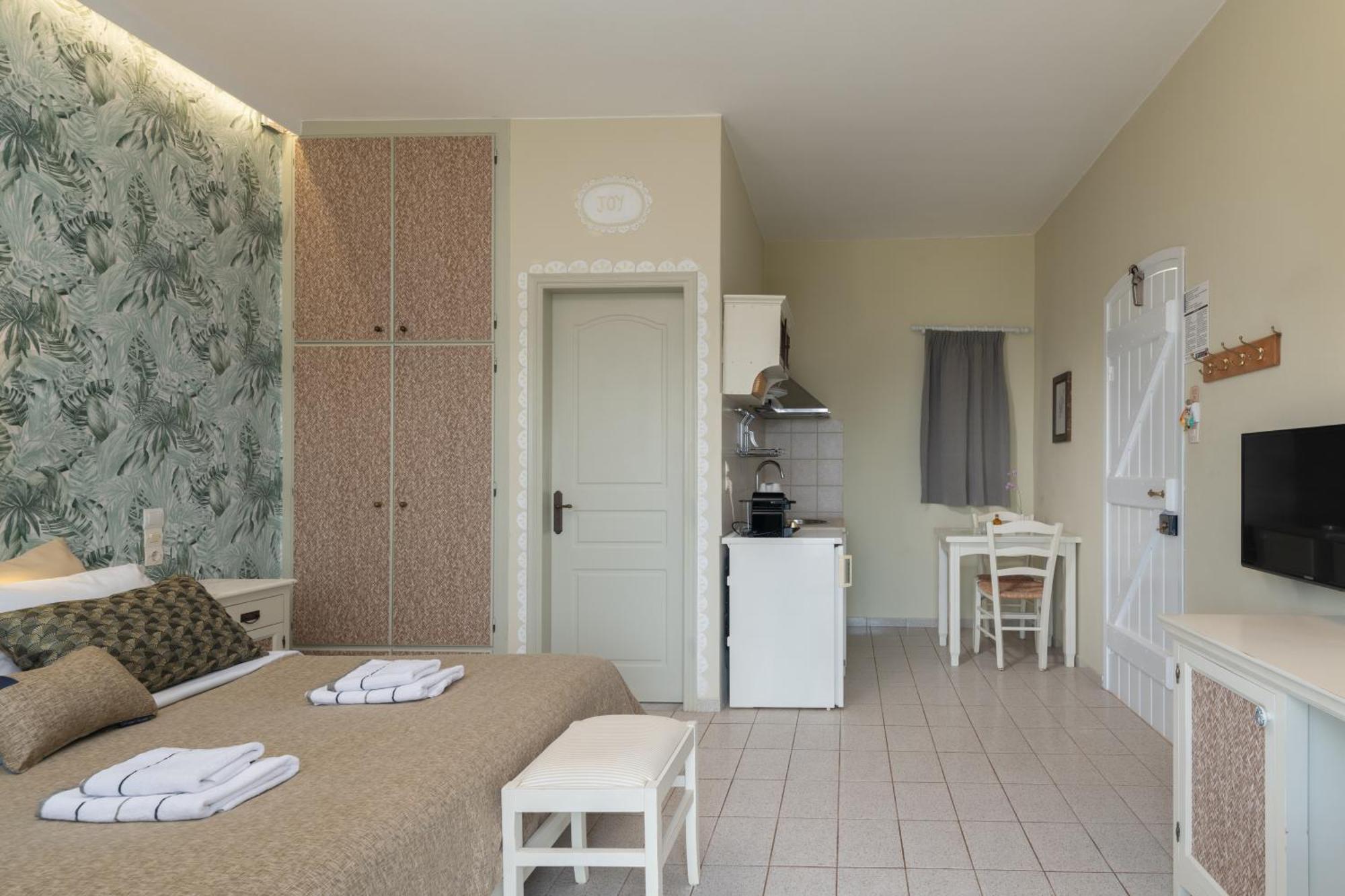 Adrakos Apartments (Adults Only) Elounda Extérieur photo
